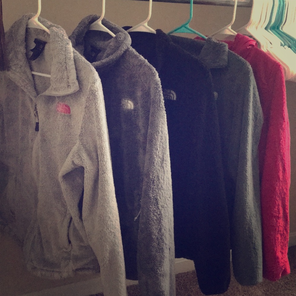 5 Women’s The North Face Jackets